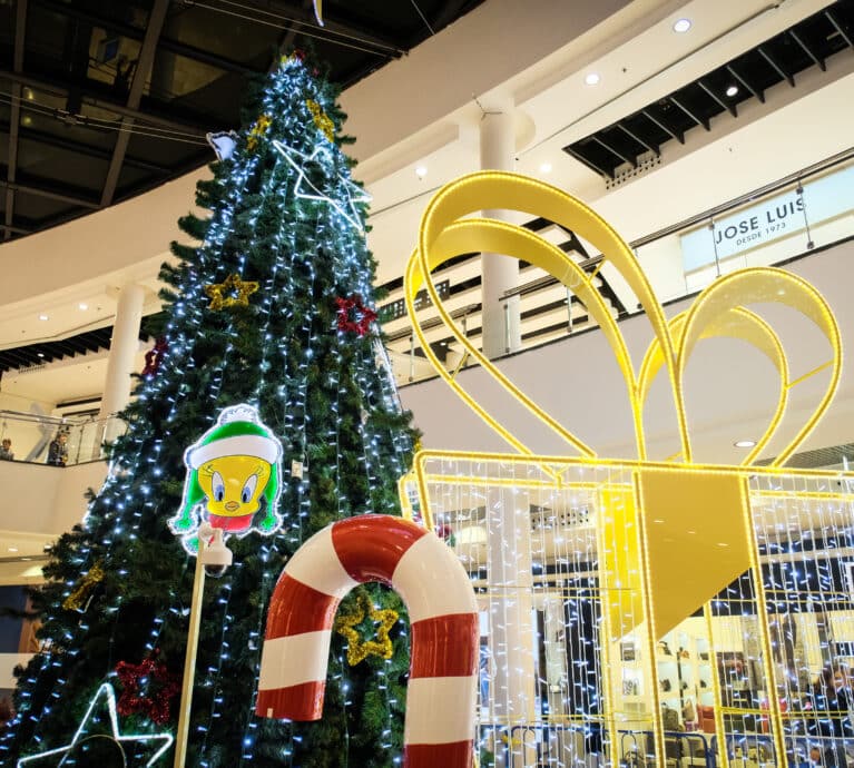 Iluminación en centros comerciales
