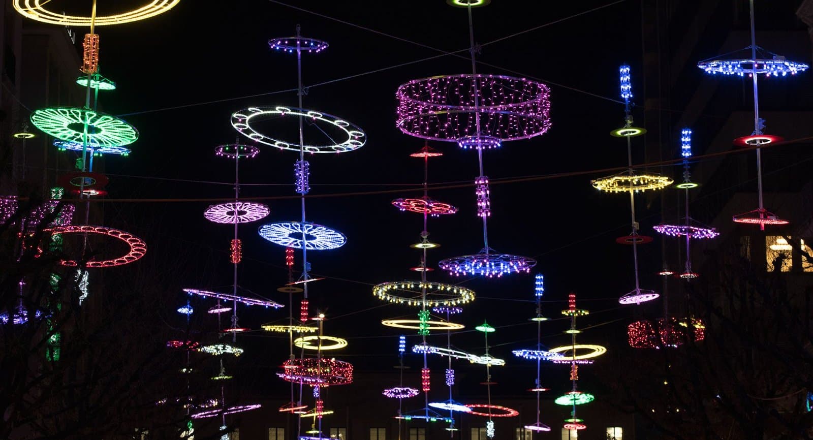 ILUMINACIÓN DE FIESTAS POPULARES